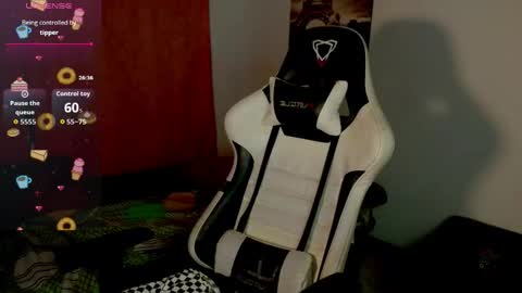 Snapshot of mafecito24 chatting on February 27, 3:06 am mafecito24 online show from February 27, 3:06 am