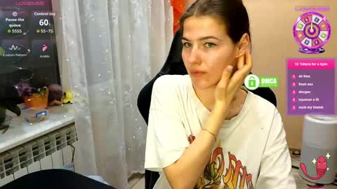 mag1c_eyes online show from March 23, 5:39 pm