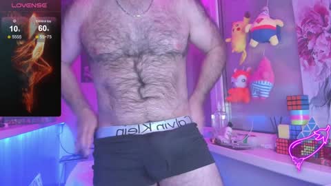 Snapshot of magabear chatting on January 12, 12:39 am Magabear online show from January 12, 12:39 am