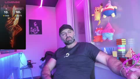 Snapshot of magabear chatting on January 20, 4:10 am Magabear online show from January 20, 4:10 am
