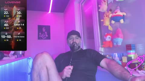 Snapshot of magabear chatting on February 6, 8:18 am Magabear online show from February 6, 8:18 am
