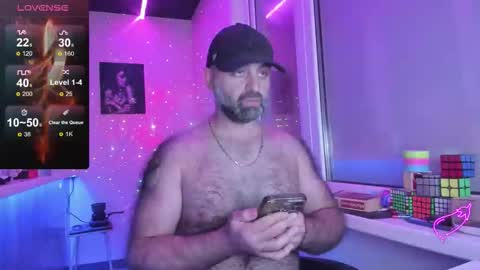 Snapshot of magabear chatting on October 21, 2:45 am Magabear online show from October 21, 2:45 am