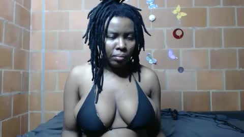 Snapshot of magaharper1 chatting on May 28, 2:31 am magaharper1 online show from May 28, 2:31 am