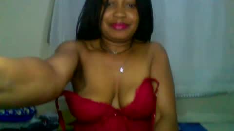 Snapshot of magdalinemus chatting on December 1, 5:07 pm magdalinemus online show from December 1, 5:07 pm