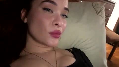 magggg658318 online show from March 26, 2:33 pm