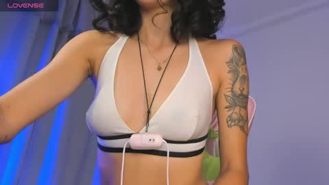 maggie online show from April 18, 3:38 pm