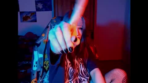 Snapshot of maggieswaggy chatting on February 5, 4:55 pm Magdalene Swaggy online show from February 5, 4:55 pm