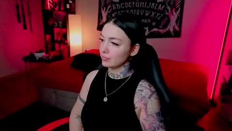 Snapshot of magic_alie chatting on July 3, 8:15 pm Magic Allie online show from July 3, 8:15 pm