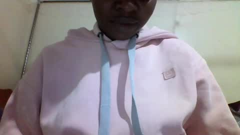 Snapshot of magic_bliss chatting on June 12, 6:18 pm Bliss online show from June 12, 6:18 pm