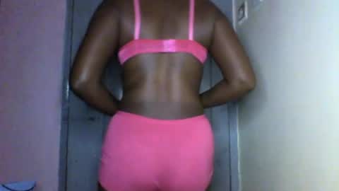 Snapshot of magic_bliss chatting on June 14, 1:36 am Bliss online show from June 14, 1:36 am
