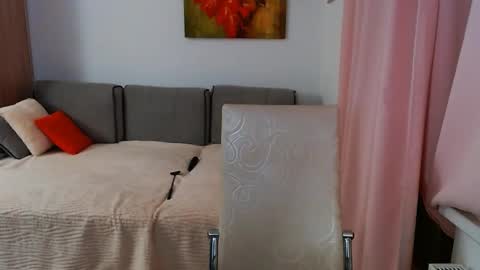 Snapshot of magic_blondie chatting on December 29, 9:52 pm Margo online show from December 29, 9:52 pm