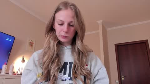 Alice  online show from March 12, 10:54 am