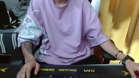 Snapshot of magic_jadee chatting on May 29, 4:27 pm Jade online show from May 29, 4:27 pm