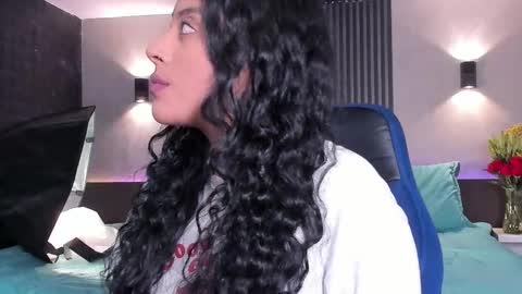 Snapshot of magic_marg chatting on January 16, 10:25 pm Marge online show from January 16, 10:25 pm