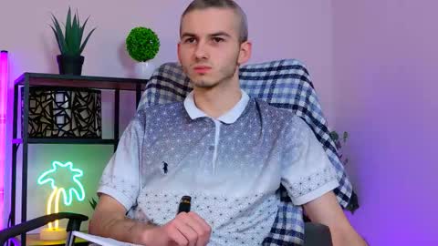 magic_storms online show from March 12, 1:23 am