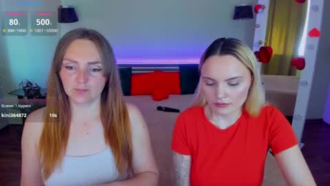 Lili and Bella online show from May 10, 6:18 am