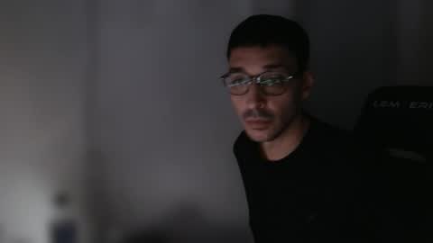 Snapshot of magicjawn chatting on November 1, 11:07 pm magicjawn online show from November 1, 11:07 pm