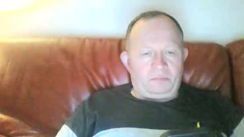 Snapshot of magicman250 chatting on June 7, 8:01 pm magicman250 online show from June 7, 8:01 pm