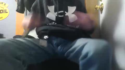 Snapshot of magicstick8049 chatting on April 9, 11:26 am magicstick8049 online show from April 9, 11:26 am