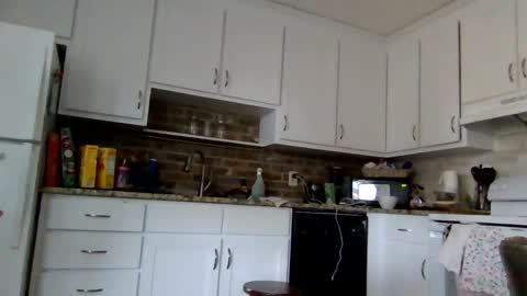 Kaye online show from December 22, 7:22 pm