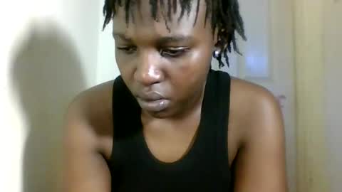 Snapshot of magyc_peach chatting on March 31, 12:05 pm magyc_peach online show from March 31, 12:05 pm