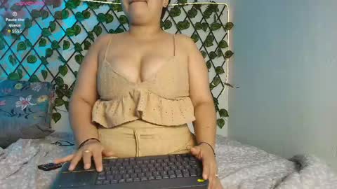 Snapshot of mahia_wilson chatting on April 26, 3:26 am Mahia wilson online show from April 26, 3:26 am