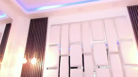 Snapshot of maia_clark520 chatting on June 25, 9:52 pm Maia Clark online show from June 25, 9:52 pm