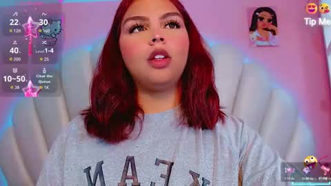 Snapshot of maia_hotts chatting on March 3, 11:49 am CamiiGarcia online show from March 3, 11:49 am