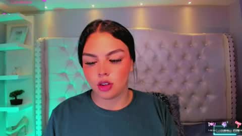 Snapshot of maia_hotts chatting on June 7, 8:01 pm CamiiGarcia online show from June 7, 8:01 pm