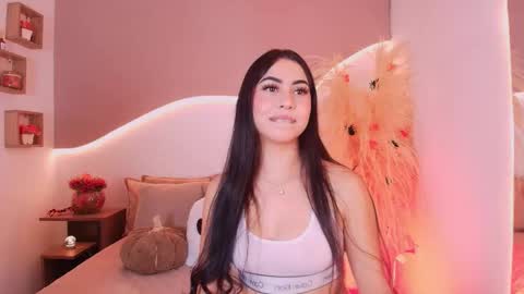 Snapshot of maia_lia_ chatting on October 26, 11:09 pm MAIA  LIA  online show from October 26, 11:09 pm