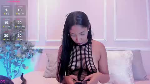 Snapshot of maia_lion chatting on June 28, 5:41 pm Maia online show from June 28, 5:41 pm