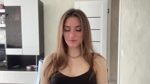 Snapshot of maiabarthe chatting on July 12, 8:05 am M I A online show from July 12, 8:05 am