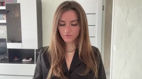 Snapshot of maiabarthe chatting on July 28, 7:59 am M I A online show from July 28, 7:59 am