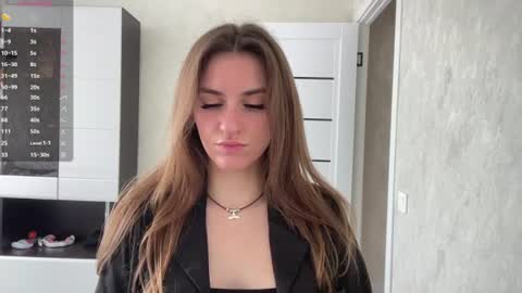 Snapshot of maiabarthe chatting on August 2, 8:02 am M I A online show from August 2, 8:02 am