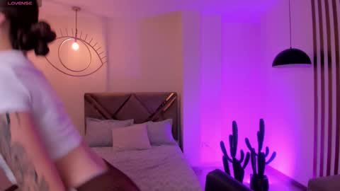  Maia  online show from March 6, 9:11 pm