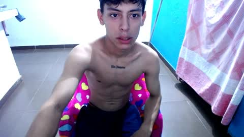 Snapshot of maicol_gomez chatting on April 8, 2:44 am maicol online show from April 8, 2:44 am