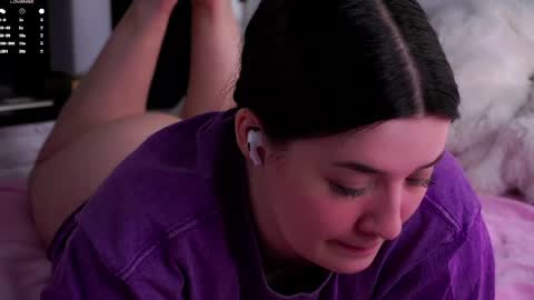 Lucy online show from April 9, 6:19 am