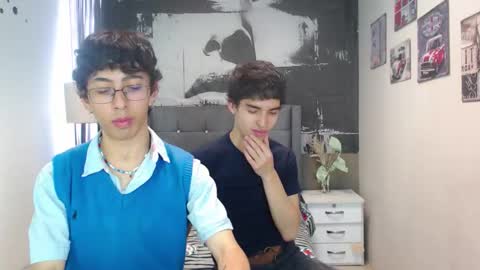Snapshot of maik_x_dave chatting on November 10, 3:11 pm MAIK AND DAVE online show from November 10, 3:11 pm