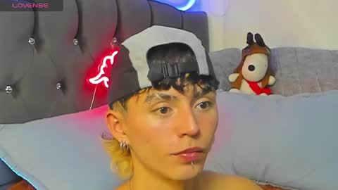 maiky_cooper01 online show from May 31, 3:58 am