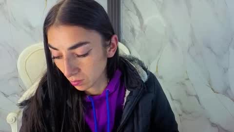 Maily online show from February 25, 2:54 am