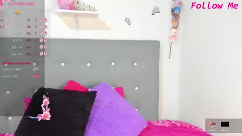 mailyn bakerrr  online show from May 31, 4:47 pm
