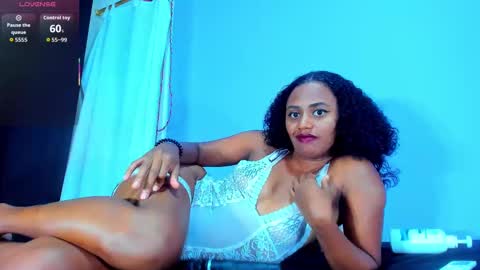 Snapshot of mailyn_er chatting on September 18, 9:17 pm Mailyn online show from September 18, 9:17 pm