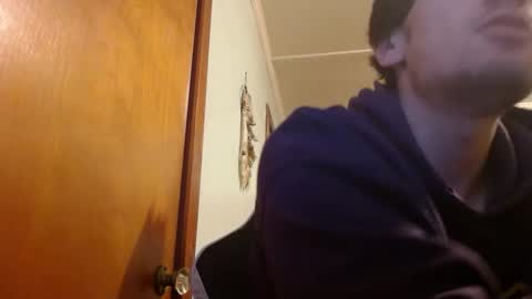 Snapshot of mainecollegeboy chatting on February 18, 12:37 am mainecollegeboy online show from February 18, 12:37 am