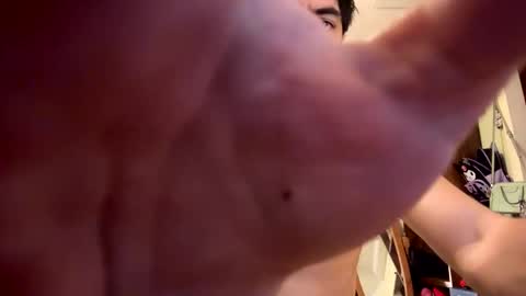 Snapshot of mainecollegeboy chatting on October 8, 10:57 am mainecollegeboy online show from October 8, 10:57 am