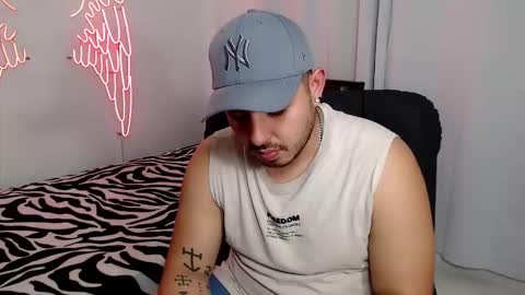 maison_xmed online show from March 13, 11:00 pm