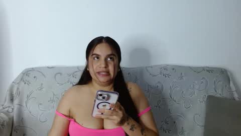 Snapshot of maite_saens1 chatting on March 18, 2:04 am maite online show from March 18, 2:04 am