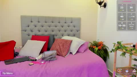 Snapshot of maite_smith69 chatting on February 10, 12:53 pm maite_smith69 online show from February 10, 12:53 pm