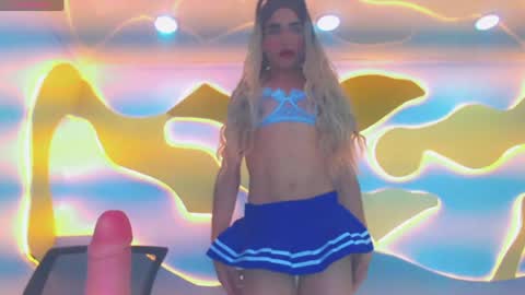 Snapshot of maitecandyxx chatting on June 13, 3:37 am maitecandyxx online show from June 13, 3:37 am
