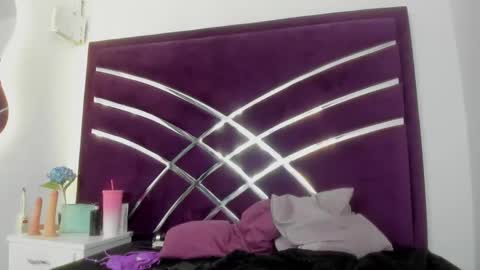 maite online show from January 19, 3:53 pm