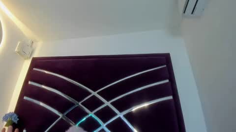 maite online show from February 13, 2:09 pm